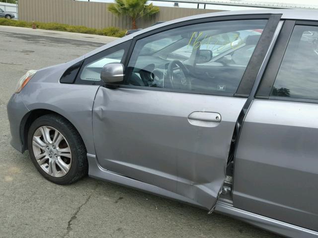 JHMGE87419S059064 - 2009 HONDA FIT SPORT SILVER photo 9