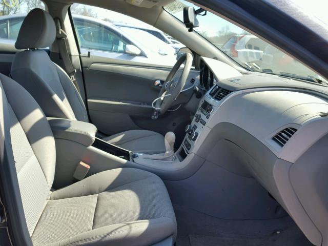 1G1ZB5EB4AF314301 - 2010 CHEVROLET MALIBU LS BLACK photo 5