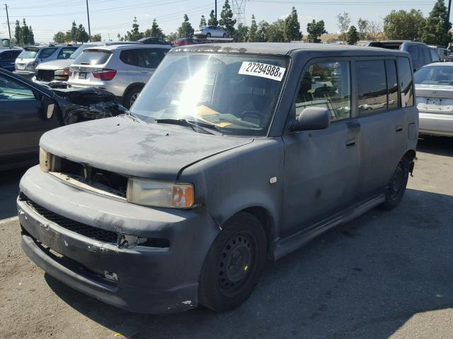 JTLKT324340139700 - 2004 TOYOTA SCION XB GRAY photo 2