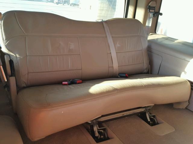 5LMPU28L6XLJ11716 - 1999 LINCOLN NAVIGATOR 绿色 照片 9