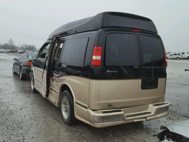 1GDFG15TX51101056 - 2005 GMC SAVANA RV TWO TONE photo 3