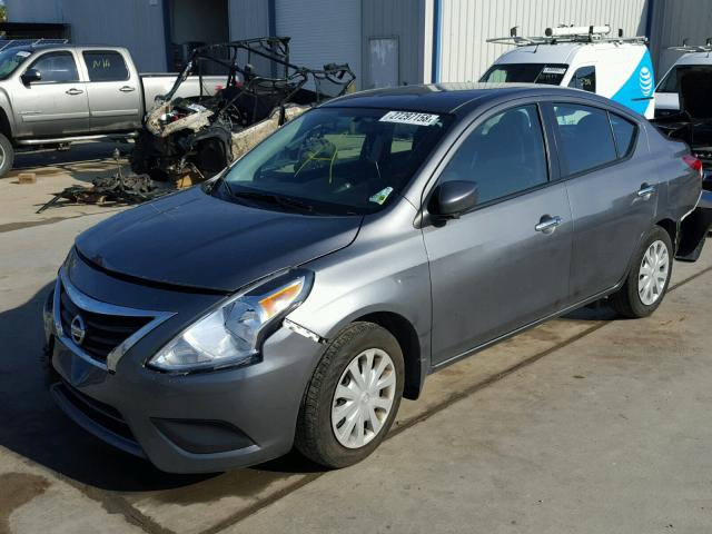 3N1CN7AP1GL900375 - 2016 NISSAN VERSA S SILVER photo 2