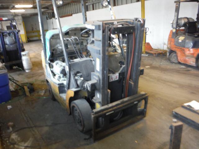 580552A - 2004 KMTS FORKLIFT UNKNOWN - NOT OK FOR INV. photo 1