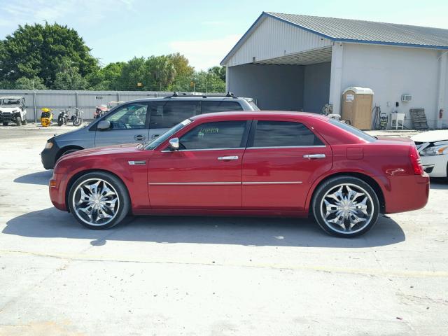 2C3KA43RX8H176668 - 2008 CHRYSLER 300 LX RED photo 9