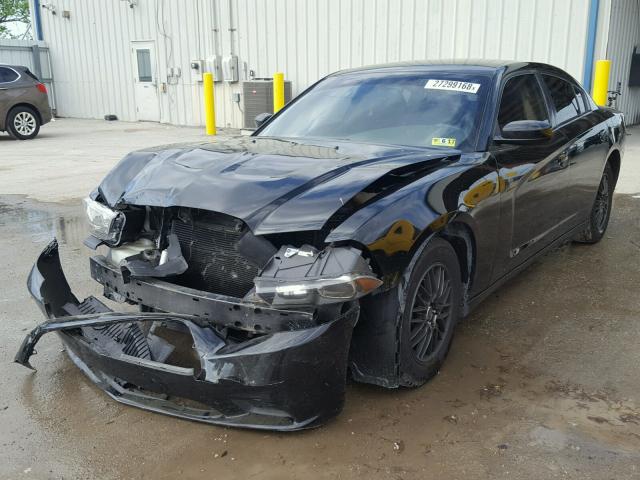 2C3CDXBG2CH161300 - 2012 DODGE CHARGER SE BLACK photo 2