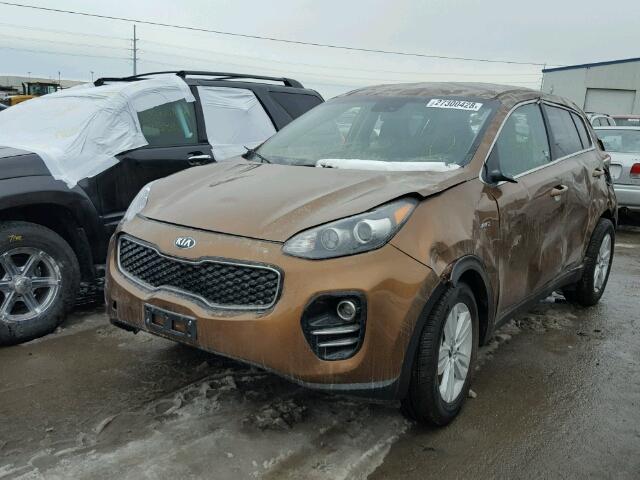 KNDPMCAC8J7334217 - 2018 KIA SPORTAGE L BROWN photo 2