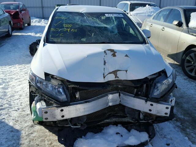 2HGFB2F40DH105327 - 2013 HONDA CIVIC LX WHITE photo 9