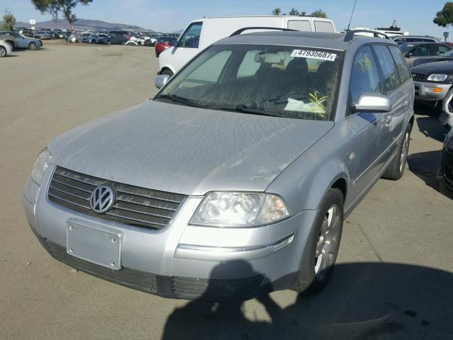 WVWYH63B83E156936 - 2003 VOLKSWAGEN PASSAT GLX SILVER photo 2