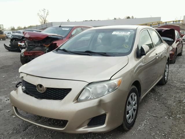 1NXBU40E19Z054215 - 2009 TOYOTA COROLLA BA GOLD photo 2