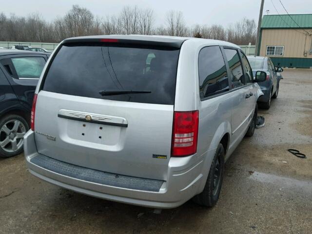 2A8HR44H28R829615 - 2008 CHRYSLER TOWN & COU SILVER photo 4