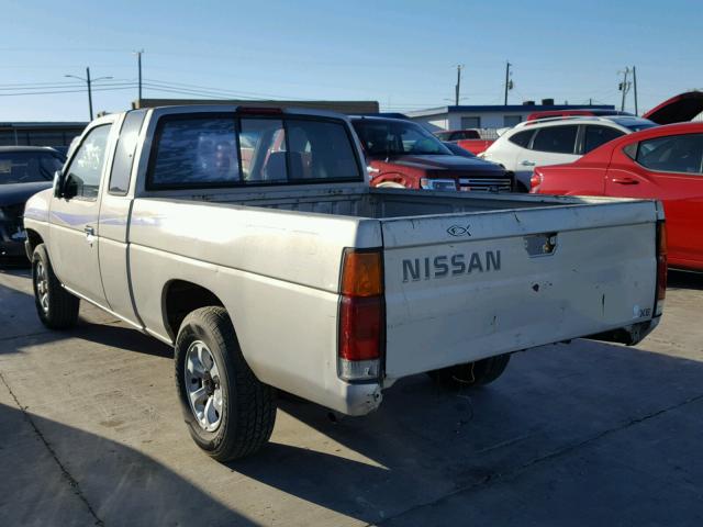 1N6SD16S7TC378344 - 1996 NISSAN TRUCK KING SILVER photo 3