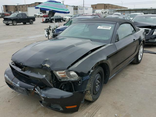 1ZVBP8EM6C5241242 - 2012 FORD MUSTANG BLACK photo 2