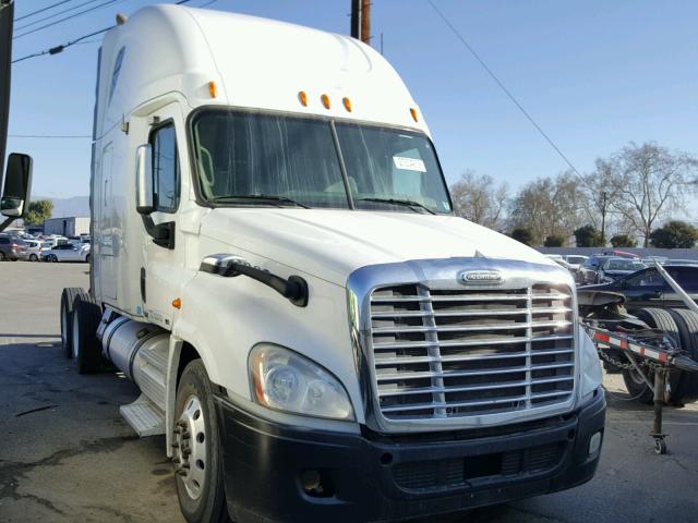 1FUJGLDR3ASAV6347 - 2010 FREIGHTLINER CASCADIA 1 WHITE photo 1