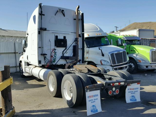 1FUJGLDR3ASAV6347 - 2010 FREIGHTLINER CASCADIA 1 WHITE photo 3