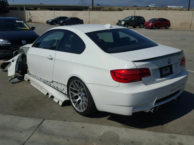 WBSKG9C52CE798369 - 2012 BMW M3 WHITE photo 3