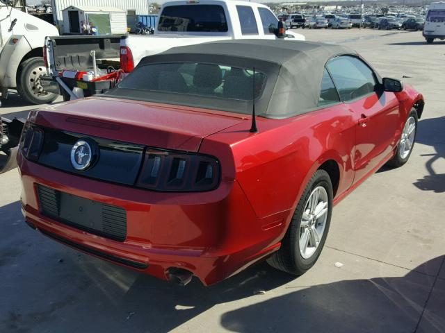 1ZVBP8EMXD5237017 - 2013 FORD MUSTANG RED photo 4