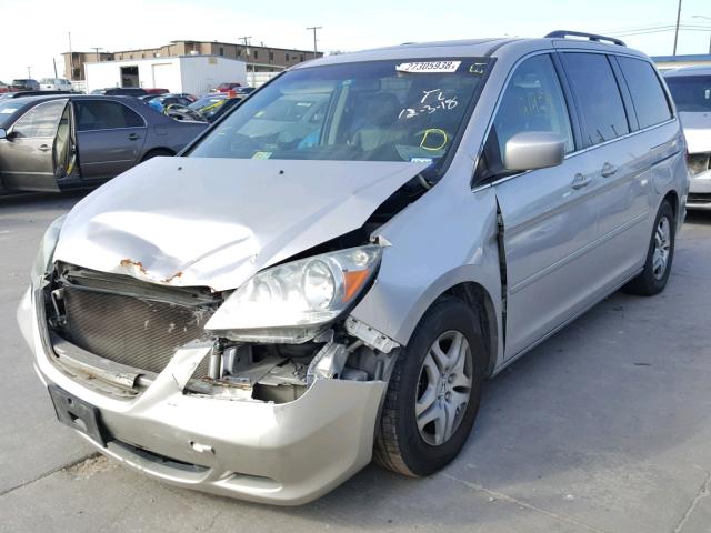 5FNRL38667B420740 - 2007 HONDA ODYSSEY EX SILVER photo 2