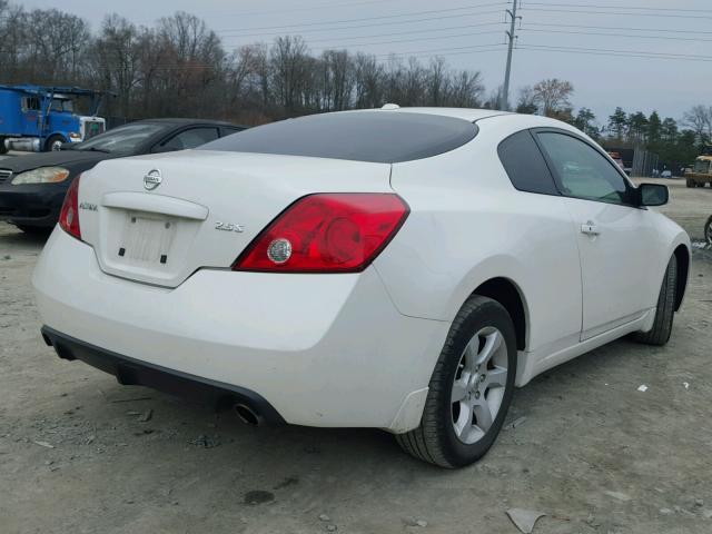 1N4AL24E28C122890 - 2008 NISSAN ALTIMA 2.5 WHITE photo 4