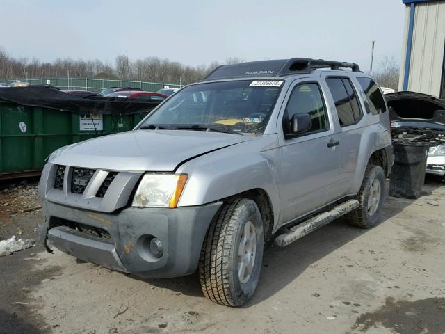 5N1AN08W26C519553 - 2006 NISSAN XTERRA OFF SILVER photo 2