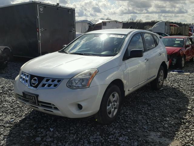 JN8AS5MT5BW167376 - 2011 NISSAN ROGUE S WHITE photo 2