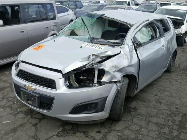 1G1JB6SH0C4134128 - 2012 CHEVROLET SONIC LS 银色 照片 2