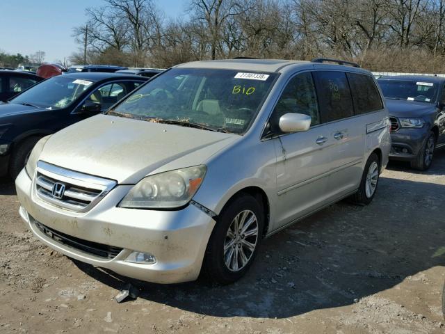 5FNRL388X5B069958 - 2005 HONDA ODYSSEY TO SILVER photo 2