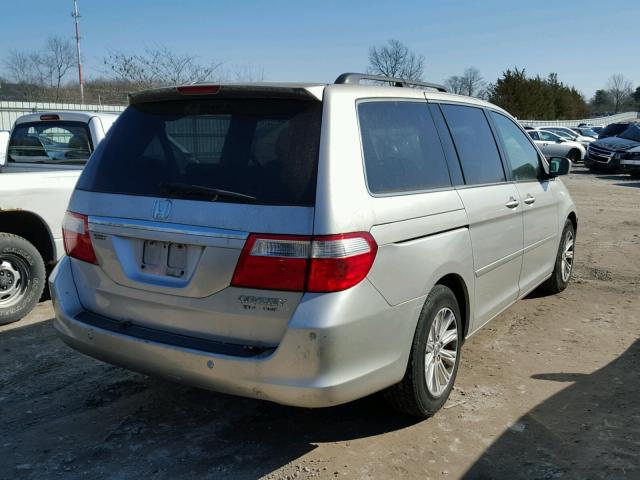 5FNRL388X5B069958 - 2005 HONDA ODYSSEY TO SILVER photo 4