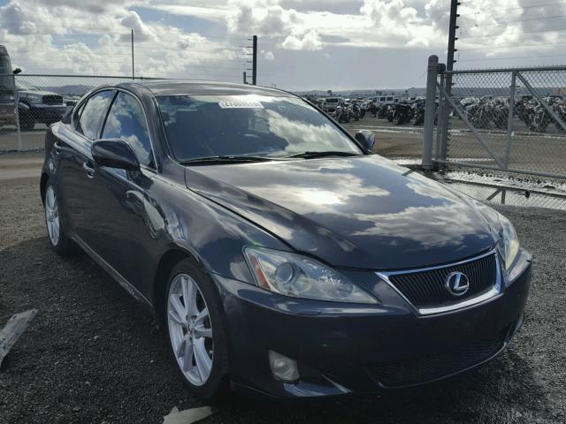 JTHBK262975026468 - 2007 LEXUS IS 250 GRAY photo 1