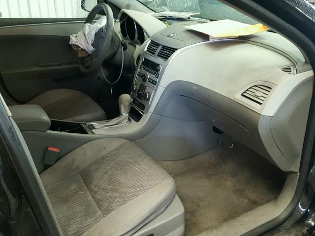 1G1ZB5E06CF217487 - 2012 CHEVROLET MALIBU LS შავი ფოტო 5