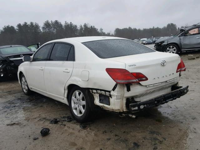 4T1BK36B29U330933 - 2009 TOYOTA AVALON XL WHITE photo 3