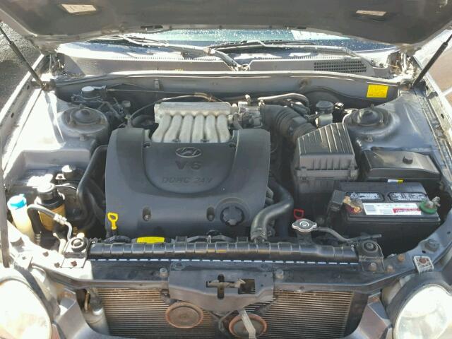 KMHWF35H43A826658 - 2003 HYUNDAI SONATA GLS GRAY photo 7