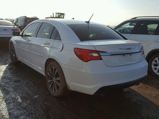 1C3BC8FG6BN567214 - 2011 CHRYSLER 200 S WHITE photo 3