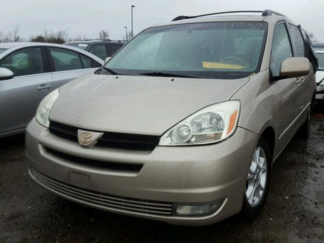 5TDZA22C64S120721 - 2004 TOYOTA SIENNA XLE BEIGE photo 2