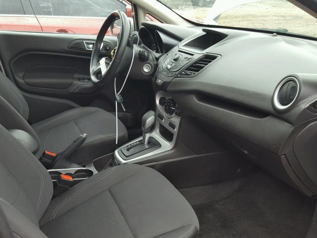 3FADP4BJ6FM148109 - 2015 FORD FIESTA SE SILVER photo 5