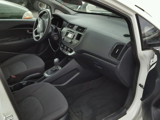 KNADM4A36E6371770 - 2014 KIA RIO LX Սպիտակ լուսանկար 5