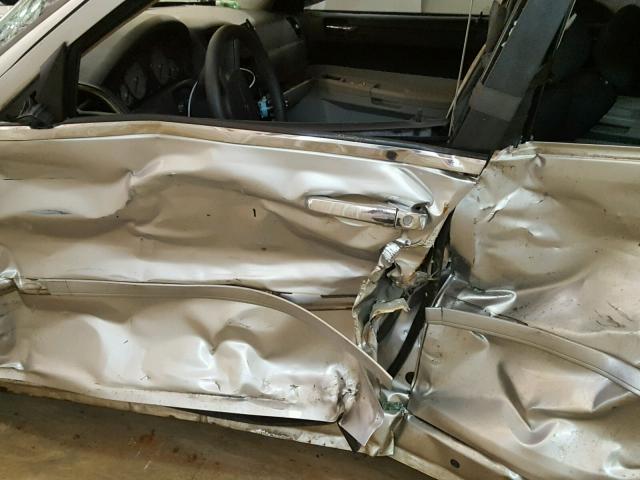 2C3KA43R96H316352 - 2006 CHRYSLER 300 SILVER photo 10