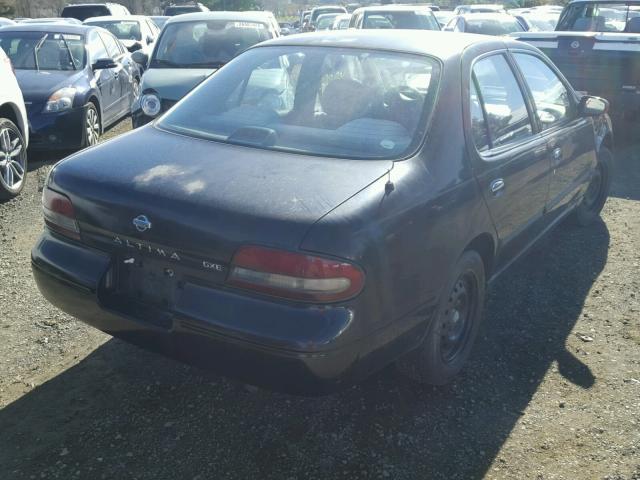 1N4BU31D7VC165992 - 1997 NISSAN ALTIMA XE BLUE photo 4