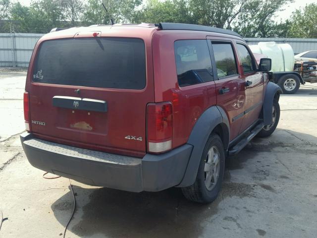 1D8GU28K07W529400 - 2007 DODGE NITRO SXT RED photo 4