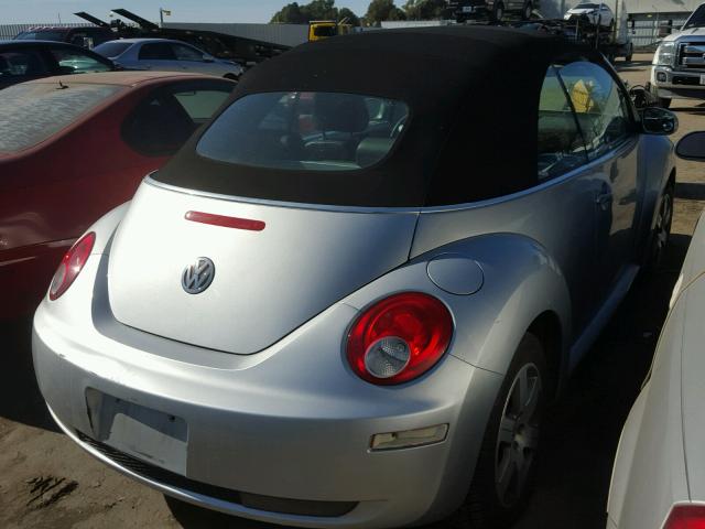 3VWPG31Y66M328123 - 2006 VOLKSWAGEN NEW BEETLE 灰色 照片 4