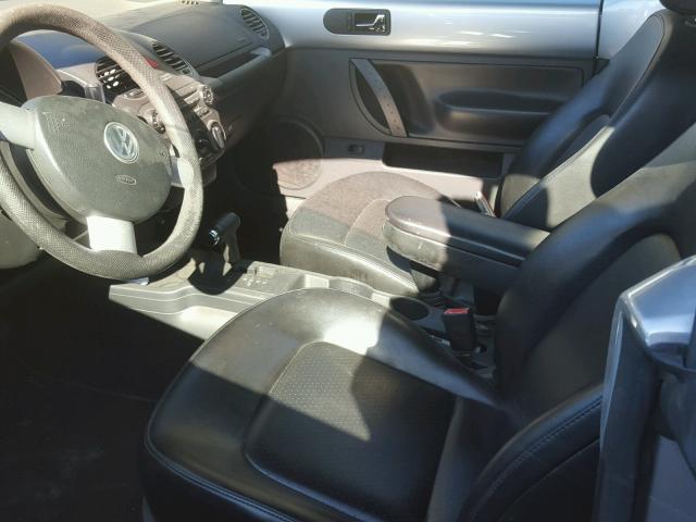 3VWPG31Y66M328123 - 2006 VOLKSWAGEN NEW BEETLE 灰色 照片 5