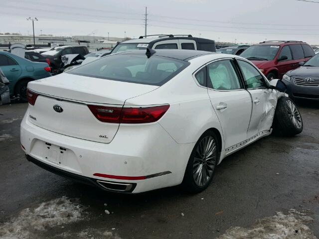 KNALC4J1XH5061709 - 2017 KIA CADENZA PR WHITE photo 4