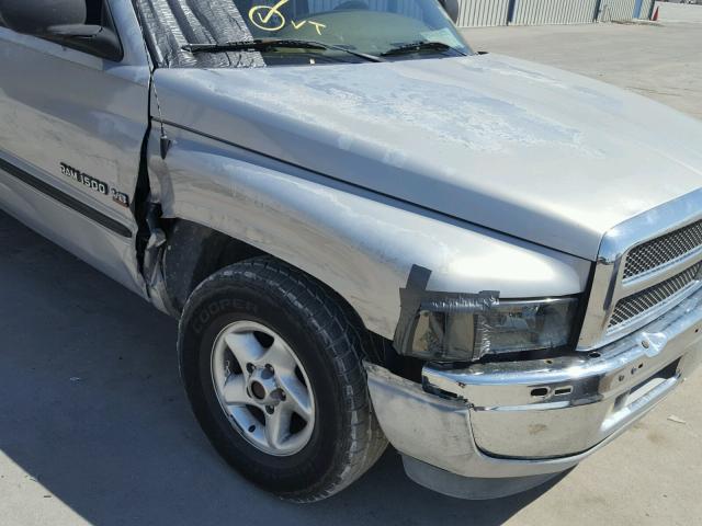 1B7HC13Y5XJ649623 - 1999 DODGE RAM 1500 SILVER photo 9