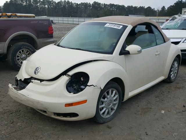 3VWRF31Y96M317998 - 2006 VOLKSWAGEN NEW BEETLE BEIGE photo 2