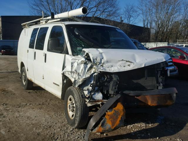 1GTGG25VX61122748 - 2006 GMC SAVANA G25 WHITE photo 1