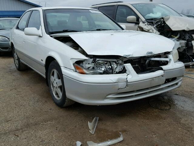 JT2BF22K210301865 - 2001 TOYOTA CAMRY CE WHITE photo 1