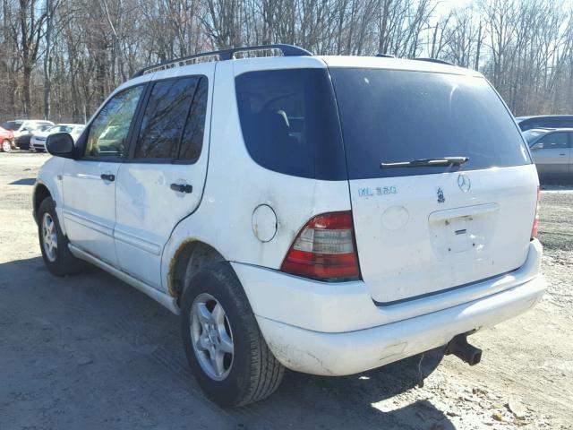 4JGAB54E51A251377 - 2001 MERCEDES-BENZ ML 320 WHITE photo 3