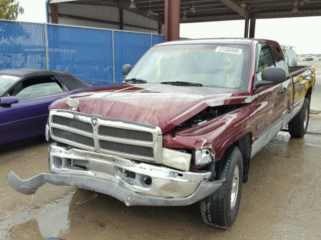 1B7KC2366YJ127272 - 2000 DODGE RAM 2500 BURGUNDY photo 2