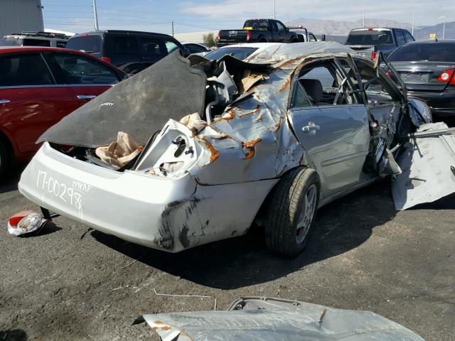 JTDBE32K620047045 - 2002 TOYOTA CAMRY LE SILVER photo 4