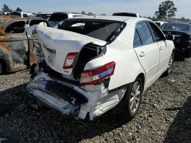 4T1BK3EK5BU616220 - 2011 TOYOTA CAMRY SE WHITE photo 4