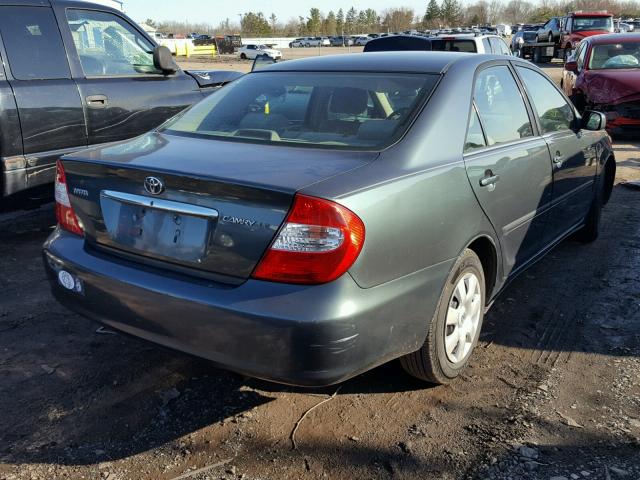 4T1BE32K42U578362 - 2002 TOYOTA CAMRY LE GREEN photo 4